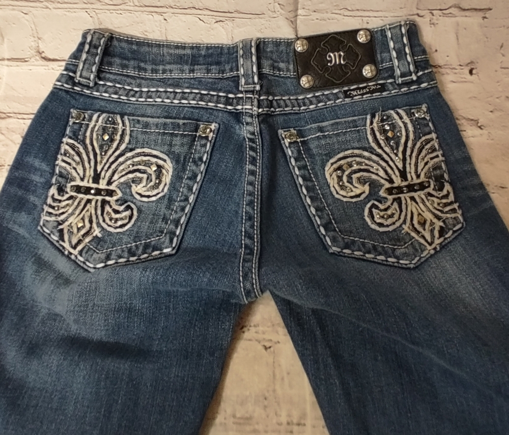 Miss Me Fleur de Lis Skinny Embroidered Jeans Embellished Bling Pockets Destroye